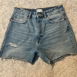 Zara Jean short